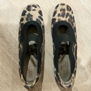 Sesto Meucci Size 10 leopard print flats